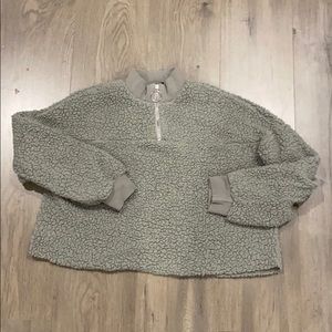 Shein plush sweater - Sz medium.